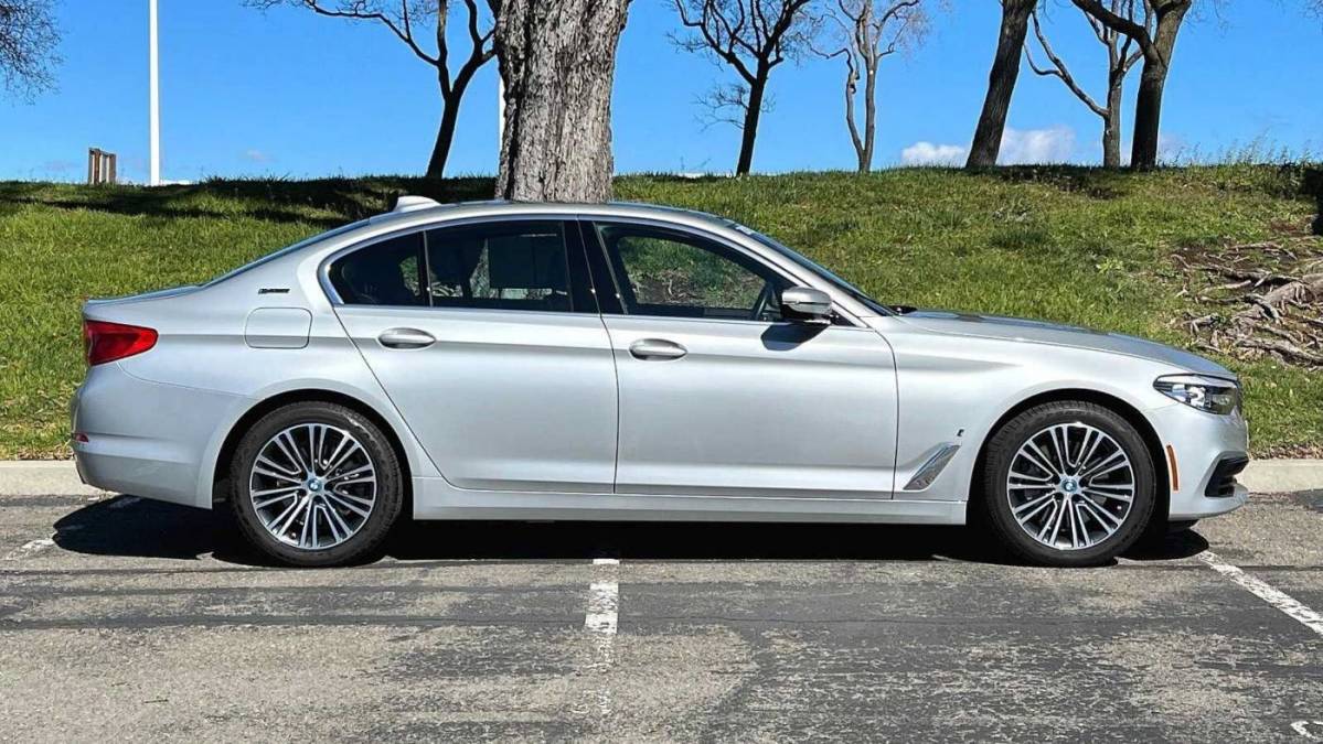 2019 BMW 5 Series WBAJA9C58KB399273