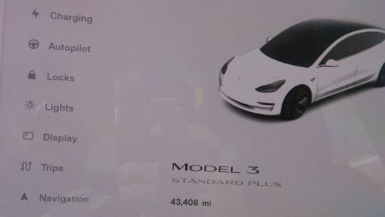 2019 Tesla Model 3 5YJ3E1EA9KF416008