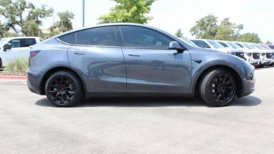 2020 Tesla Model Y 5YJYGDEE5LF033155