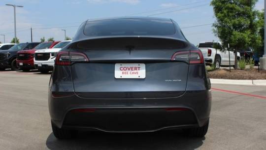 2020 Tesla Model Y 5YJYGDEE5LF033155