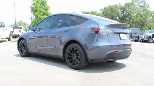 2020 Tesla Model Y 5YJYGDEE5LF033155