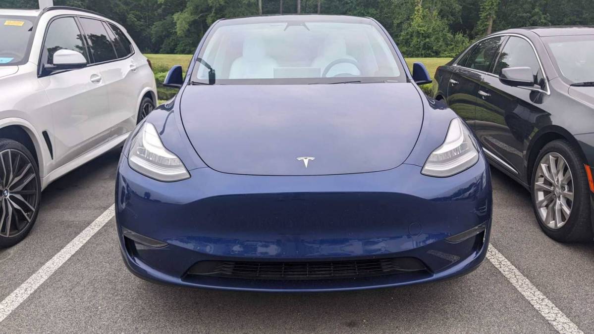 2020 Tesla Model Y 5YJYGDEE4LF049380