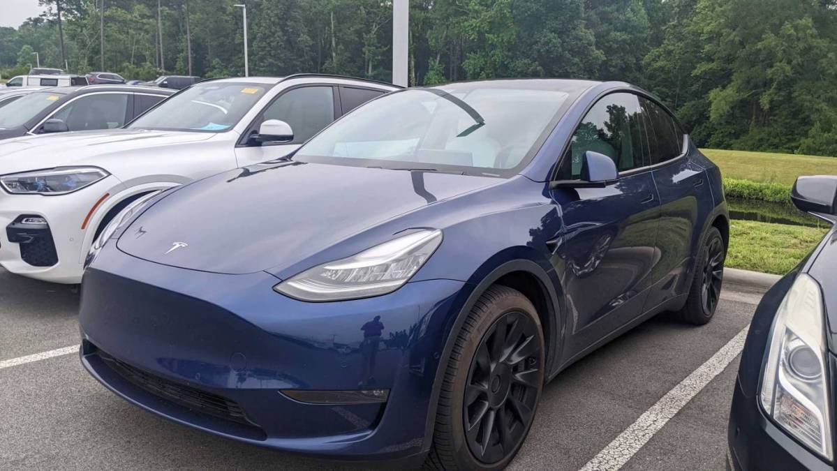 2020 Tesla Model Y 5YJYGDEE4LF049380