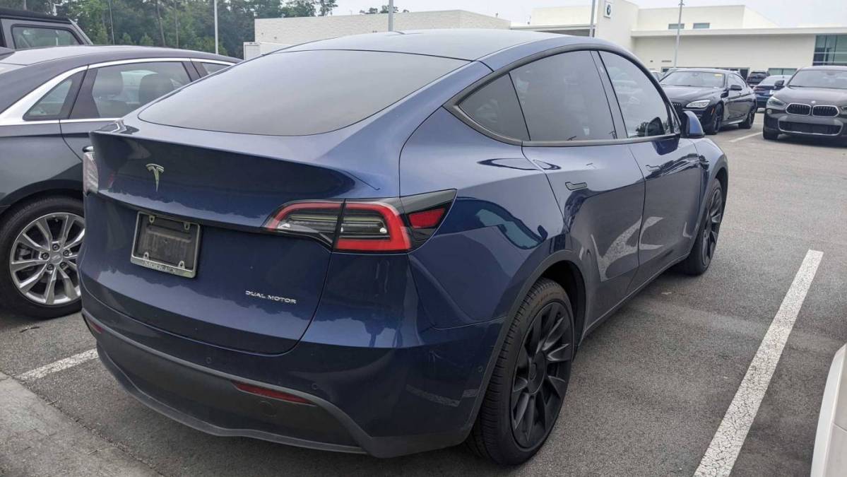 2020 Tesla Model Y 5YJYGDEE4LF049380