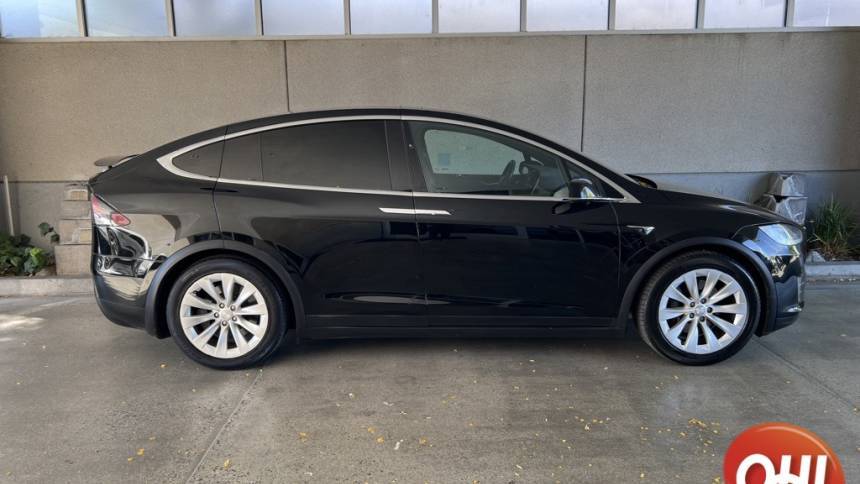 2017 Tesla Model X 5YJXCAE29HF060331