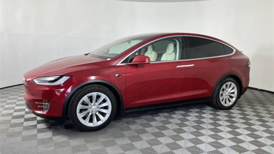 2019 Tesla Model X 5YJXCDE26KF140260