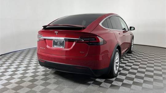 2019 Tesla Model X 5YJXCDE26KF140260