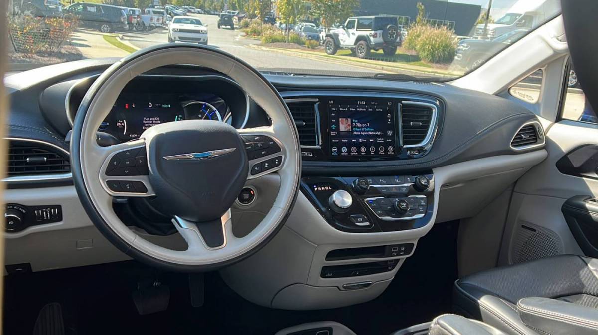 2020 Chrysler Pacifica Hybrid 2C4RC1N72LR168517