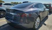 2019 Tesla Model S 5YJSA1E24KF348071