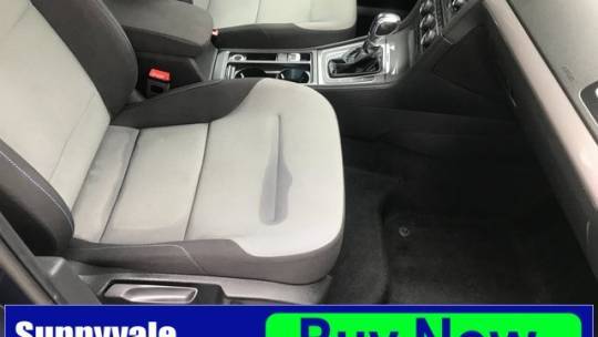 2016 Volkswagen e-Golf WVWKP7AU3GW914572