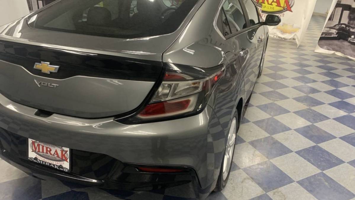 2017 Chevrolet VOLT 1G1RC6S51HU117741