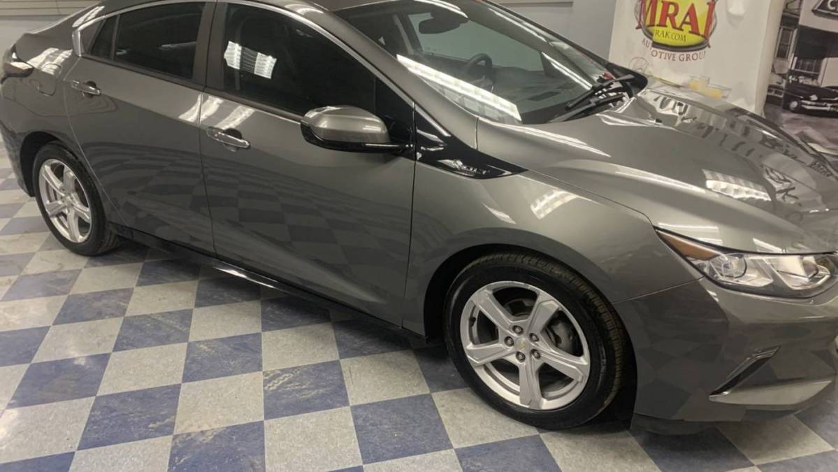 2017 Chevrolet VOLT 1G1RC6S51HU117741