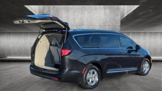 2018 Chrysler Pacifica Hybrid 2C4RC1N71JR263728