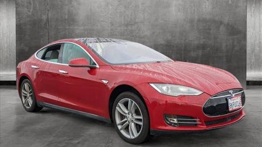 2016 Tesla Model S 5YJSA1E27GF132948