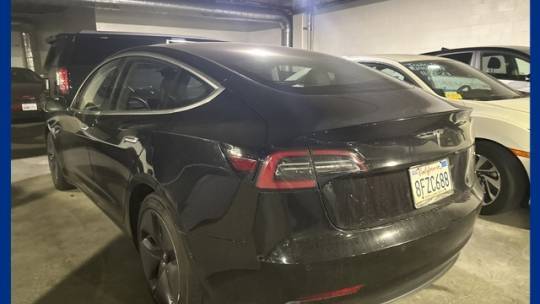 2018 Tesla Model 3 5YJ3E1EAXJF070999