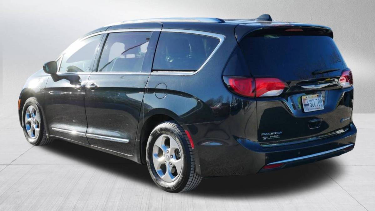 2018 Chrysler Pacifica Hybrid 2C4RC1L71JR194820