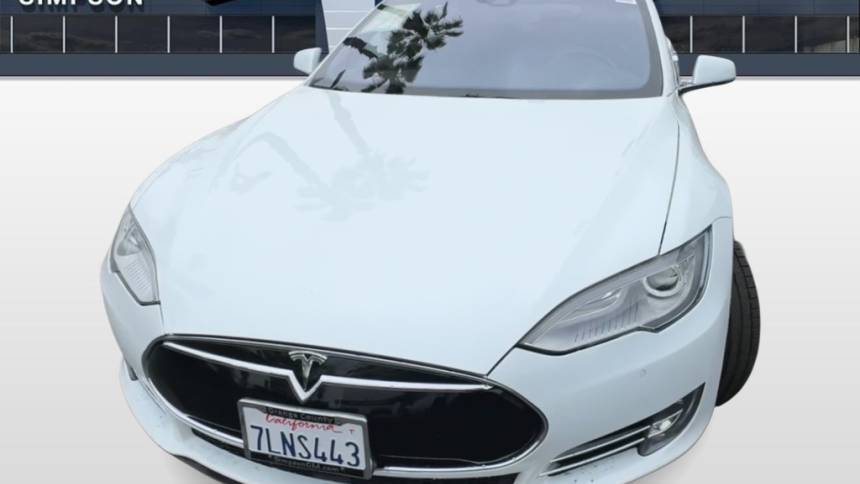 2015 Tesla Model S 5YJSA1H4XFF084471