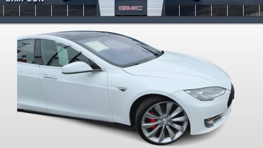 2015 Tesla Model S 5YJSA1H4XFF084471