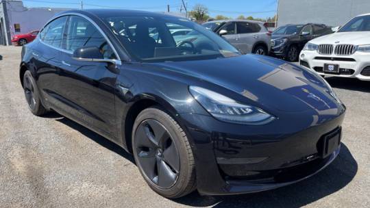 2018 Tesla Model 3 5YJ3E1EB5JF095558