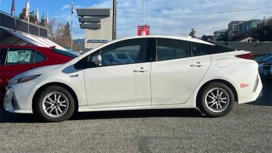 2017 Toyota Prius Prime JTDKARFP3H3060542