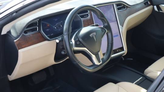 2017 Tesla Model S 5YJSA1E29HF187337