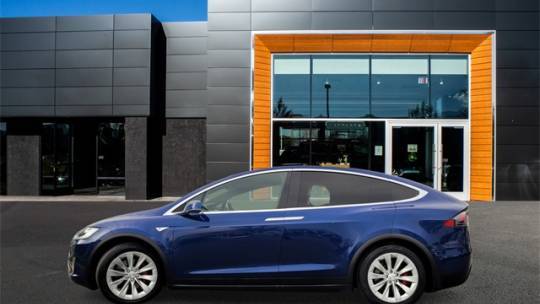 2016 Tesla Model X 5YJXCBE46GF017023