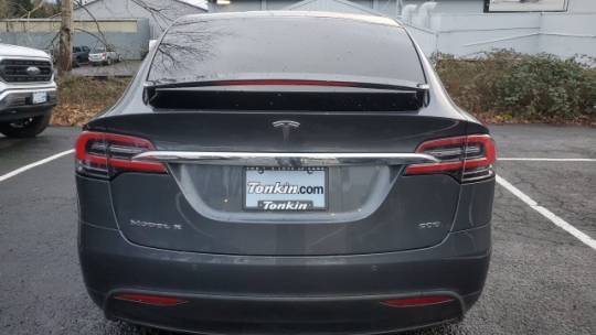 2017 Tesla Model X 5YJXCBE27HF050113