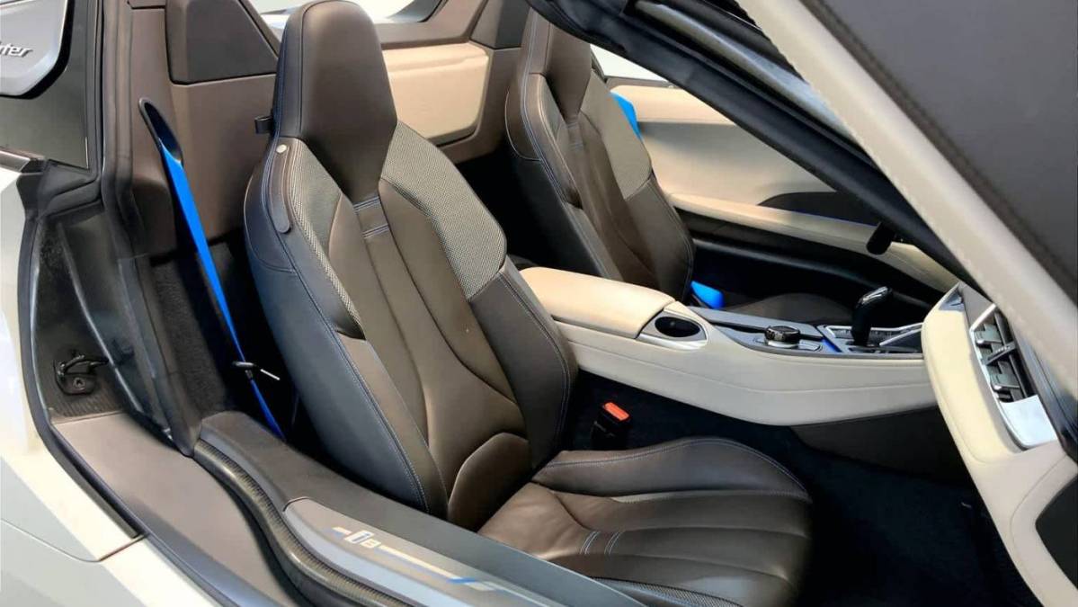 2019 BMW i8 WBY2Z6C56K7E04733