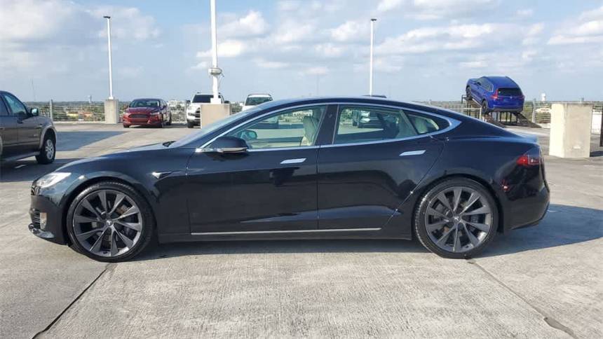 2018 Tesla Model S 5YJSA1E22JF243687