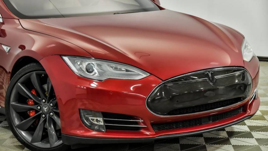 2015 Tesla Model S 5YJSA1E47FF106799