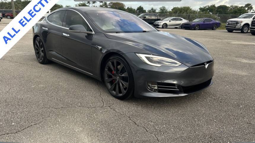 2019 Tesla Model S 5YJSA1E46KF332018