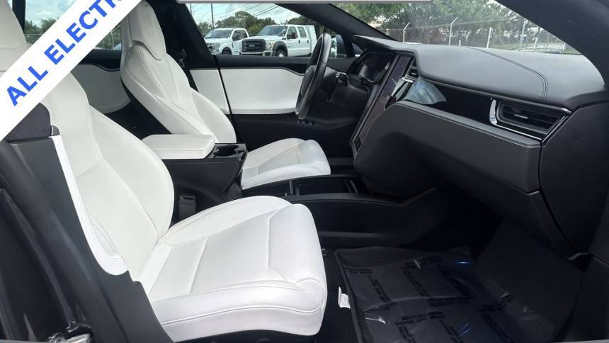 2019 Tesla Model S 5YJSA1E46KF332018