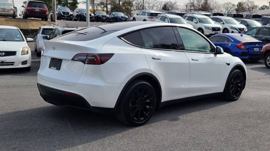 2021 Tesla Model Y 5YJYGDEEXMF184333