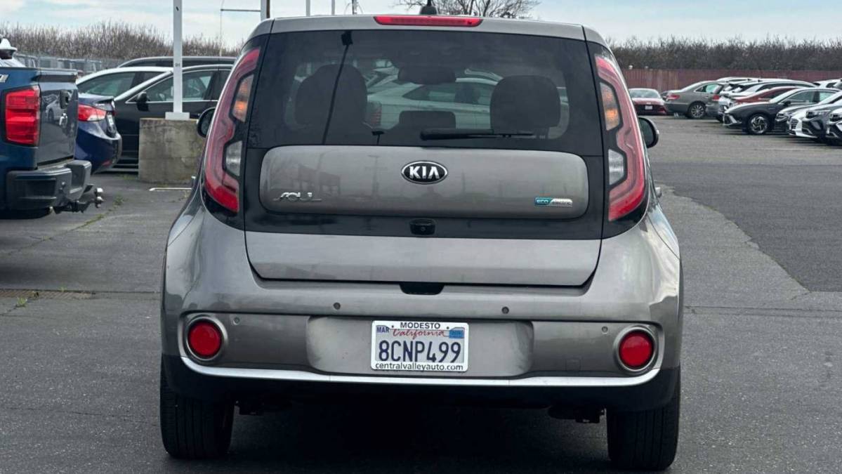 2018 Kia Soul KNDJX3AE3J7022742