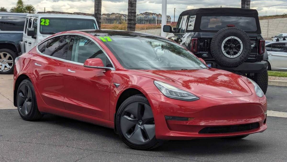 2017 Tesla Model 3 5YJ3E1EA1HF001905