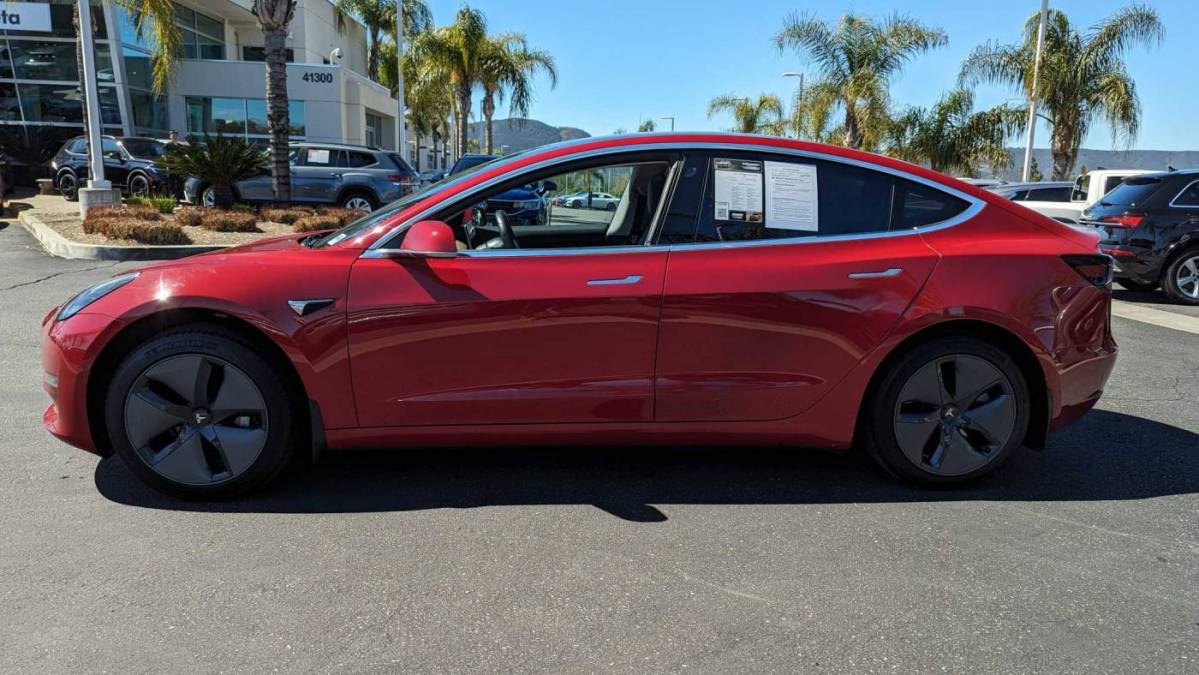 2017 Tesla Model 3 5YJ3E1EA1HF001905