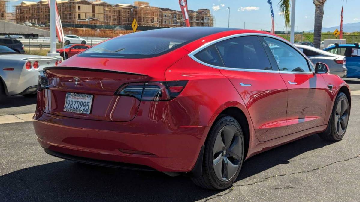 2017 Tesla Model 3 5YJ3E1EA1HF001905