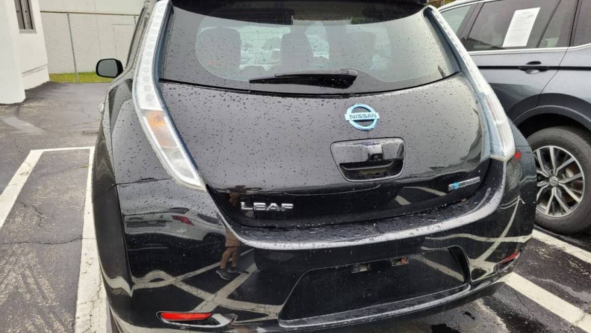 2014 Nissan LEAF 1N4AZ0CP6EC337738