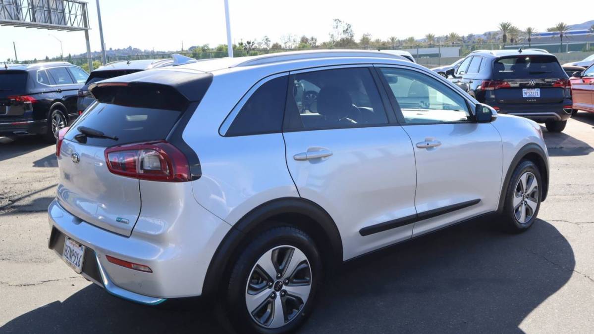 2018 Kia Niro KNDCC3LD2J5191462