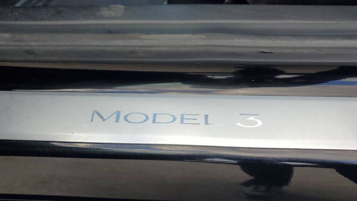 2019 Tesla Model 3 5YJ3E1EA7KF398785