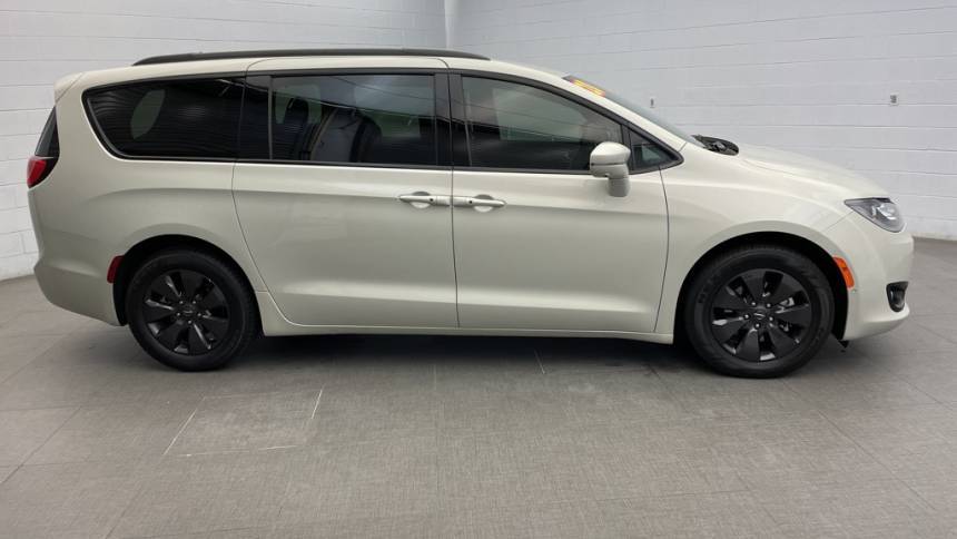 2020 Chrysler Pacifica Hybrid 2C4RC1N74LR199459