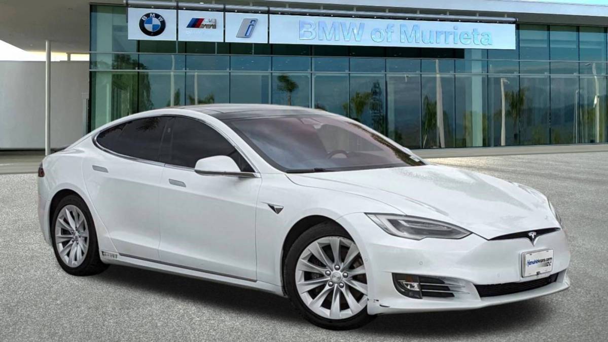 2017 Tesla Model S 5YJSA1E11HF181782