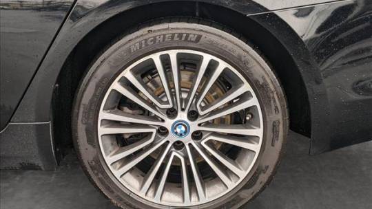 2018 BMW 5 Series WBAJA9C57JB033903