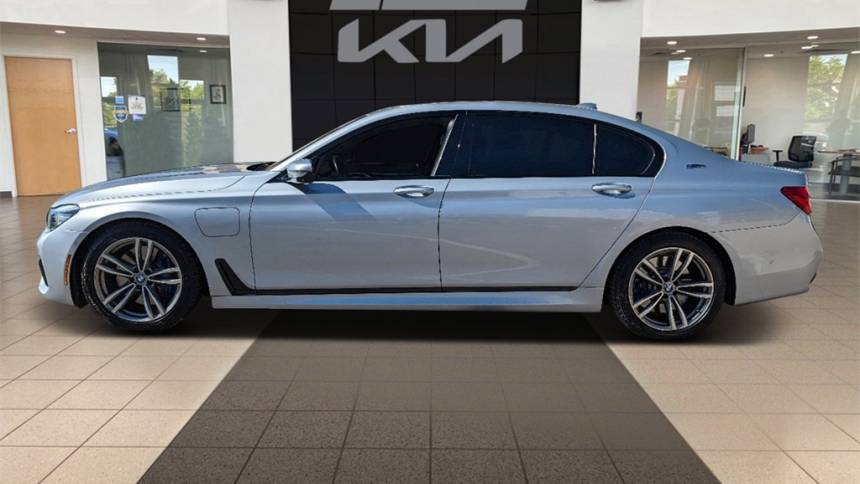 2018 BMW 7 Series WBA7J2C5XJG938396