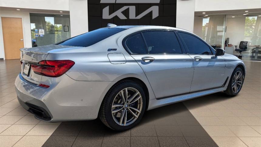 2018 BMW 7 Series WBA7J2C5XJG938396