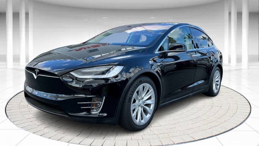 2017 Tesla Model X 5YJXCDE28HF053758