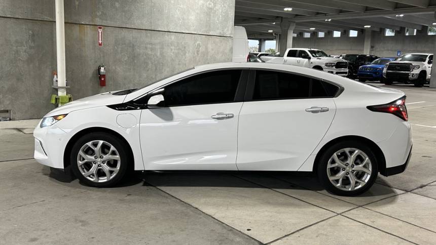 2017 Chevrolet VOLT 1G1RB6S52HU203143