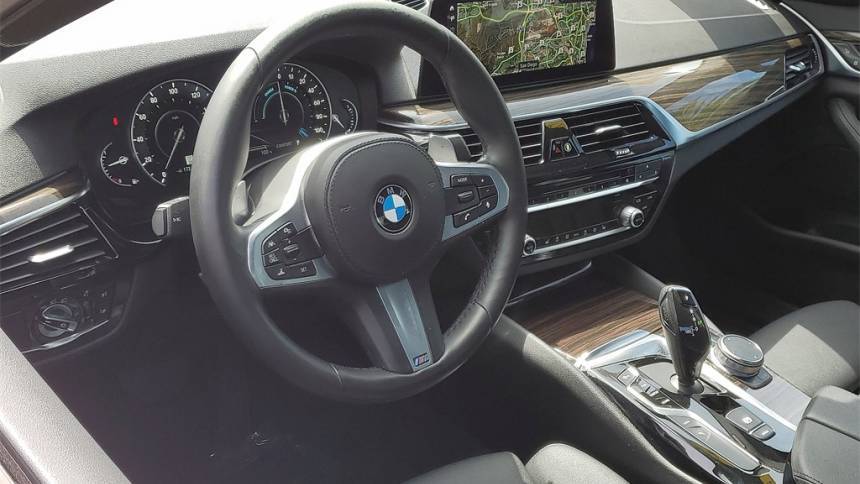 2019 BMW 5 Series WBAJA9C54KB254893