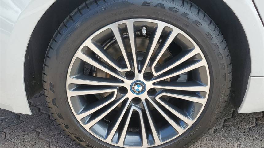 2019 BMW 5 Series WBAJA9C54KB254893