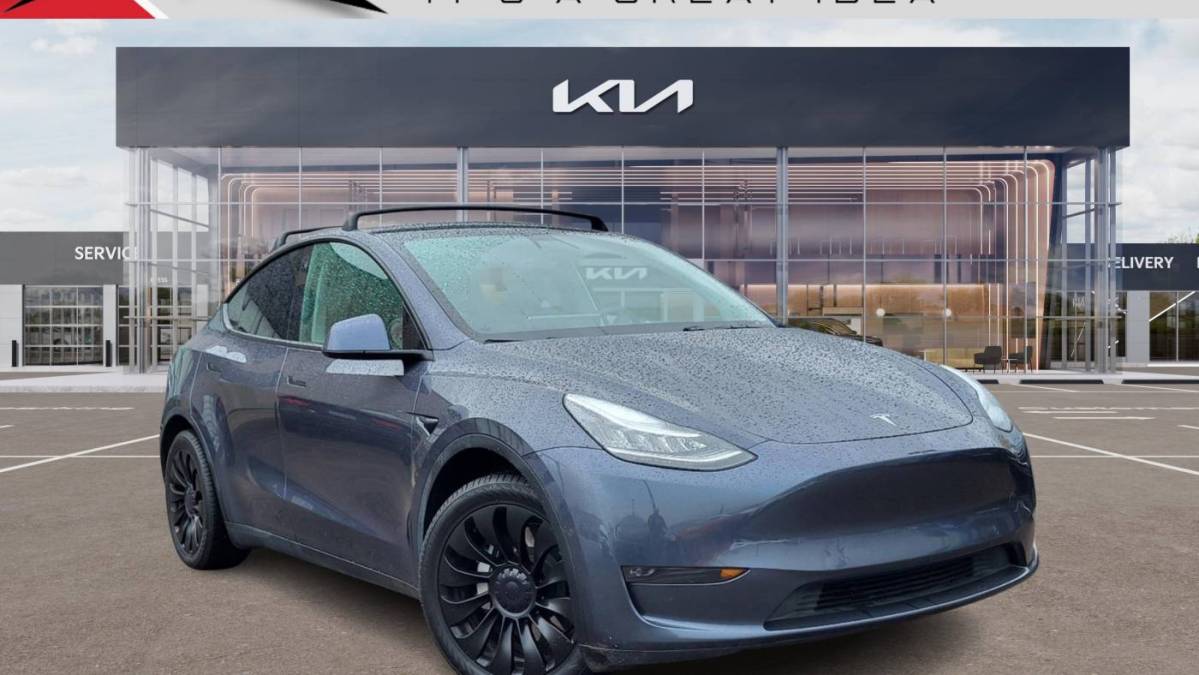 2020 Tesla Model Y 5YJYGDEE0LF052048